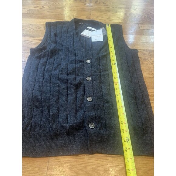 Peru Unlimited 100% Royal Alpaca Rajd V-Neck Vest Charcoal Gray Large - Picture 7 of 8